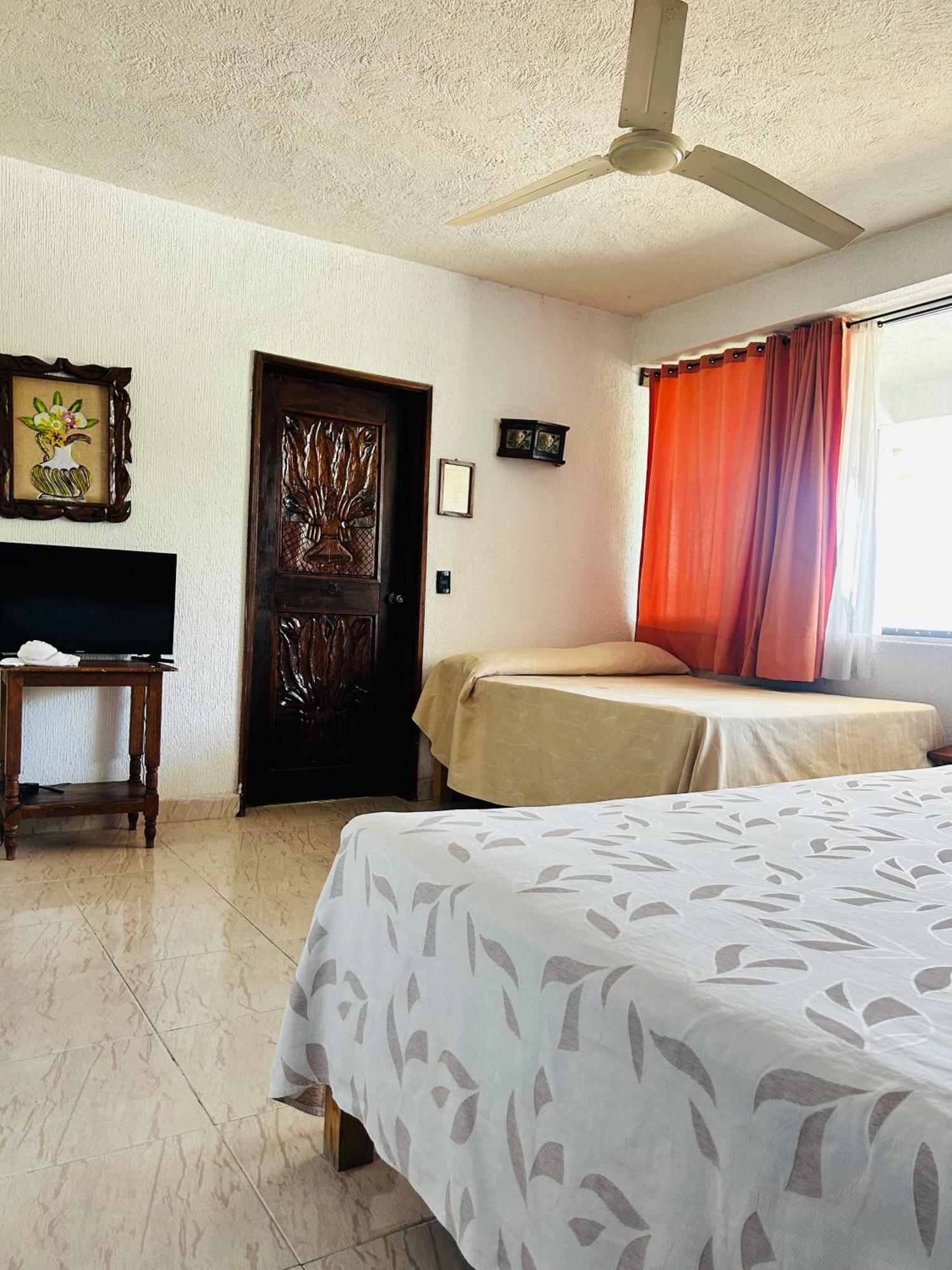 Hoteles Gran Horizonte テケスキテンゴ エクステリア 写真